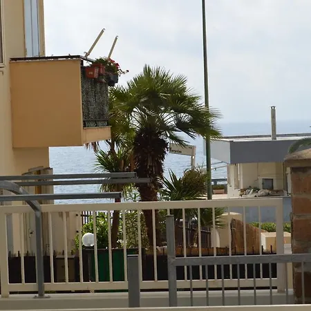 Gilda Apartament Apartmán Alghero